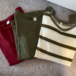 Small long-sleeve shirt bundle